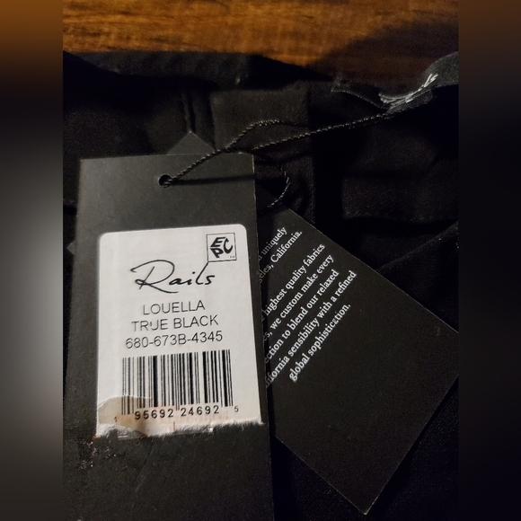 *NWT* Rails Louella True Black Blouse with Siler Accents, Black, Size L - Picture 3 of 3